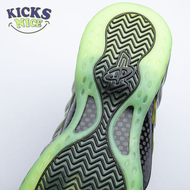 Nike Air Foamposite One Nike Air Foamposite One