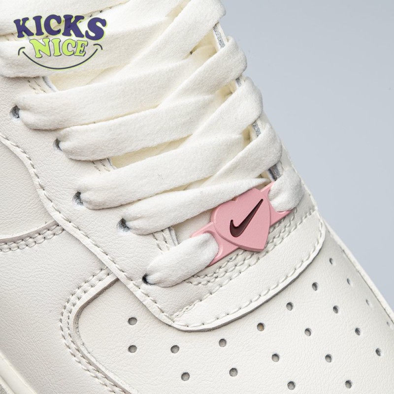 x Nike Air Foamposite One 652792-100 Size 42-44