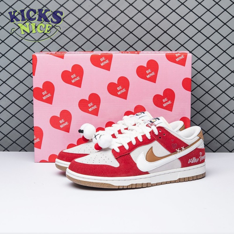 Nike Dunk Low SE Merry Christmas DO9457-112 Size 36-47.5 Nike Dunk Low SE Merry Christmas DO9457-112 Size 36-47.5