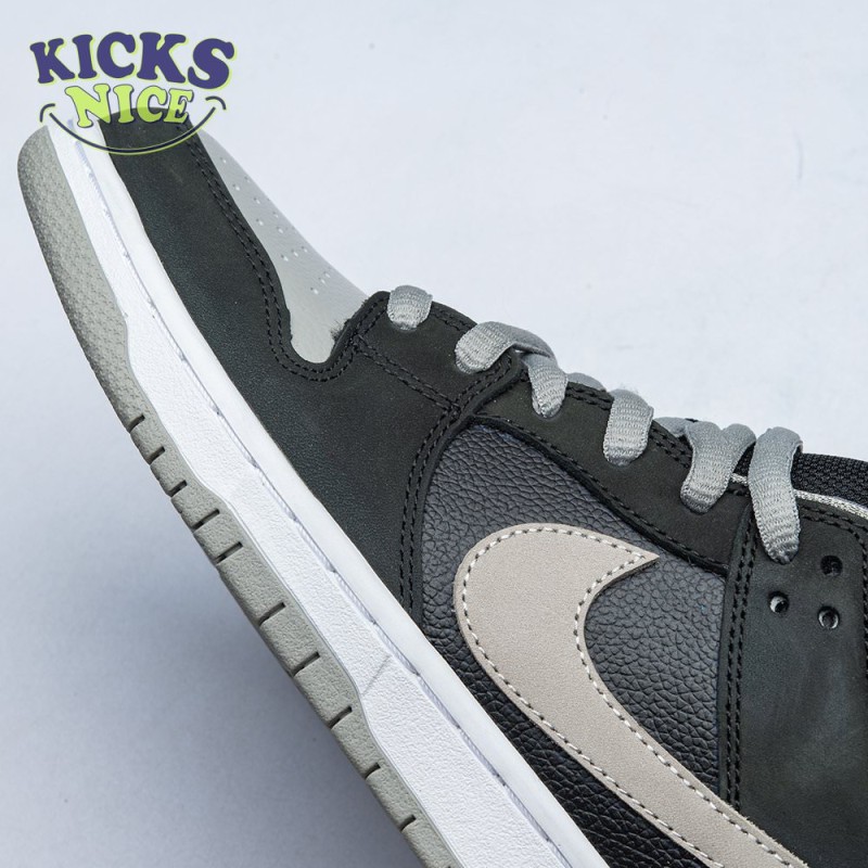 Nike SB Dunk Low 'J-Pack' Nike SB Dunk Low 'J-Pack'