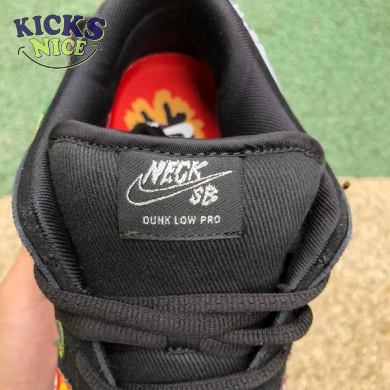 Nike SB Dunk Low Neckface Size 40-47.5 Nike SB Dunk Low Neckface Size 40-47.5