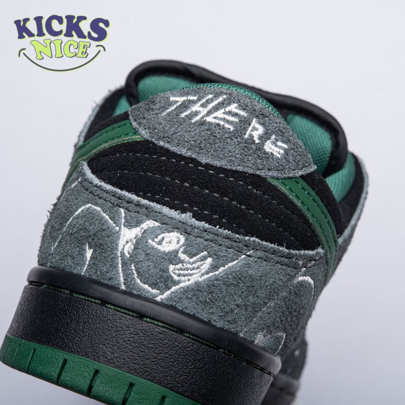Nike SB Dunk Low There Skateboards HF7743-001 Size 36-47.5 Nike SB Dunk Low There Skateboards HF7743-001 Size 36-47.5