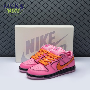 The Powerpuff Girls x Nike SB Dunk Low 